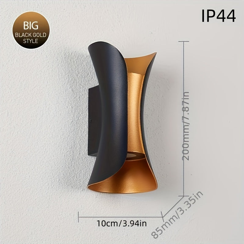 LumiWall – Sleek LED Wall Lamp for Indoor/Outdoor Use