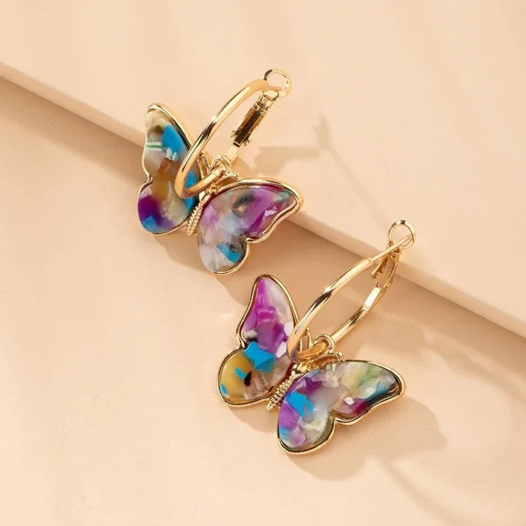 Refined Gilded Butterfly Earrings with Sparkling Acrylic Crystals - Mariposa Elegance