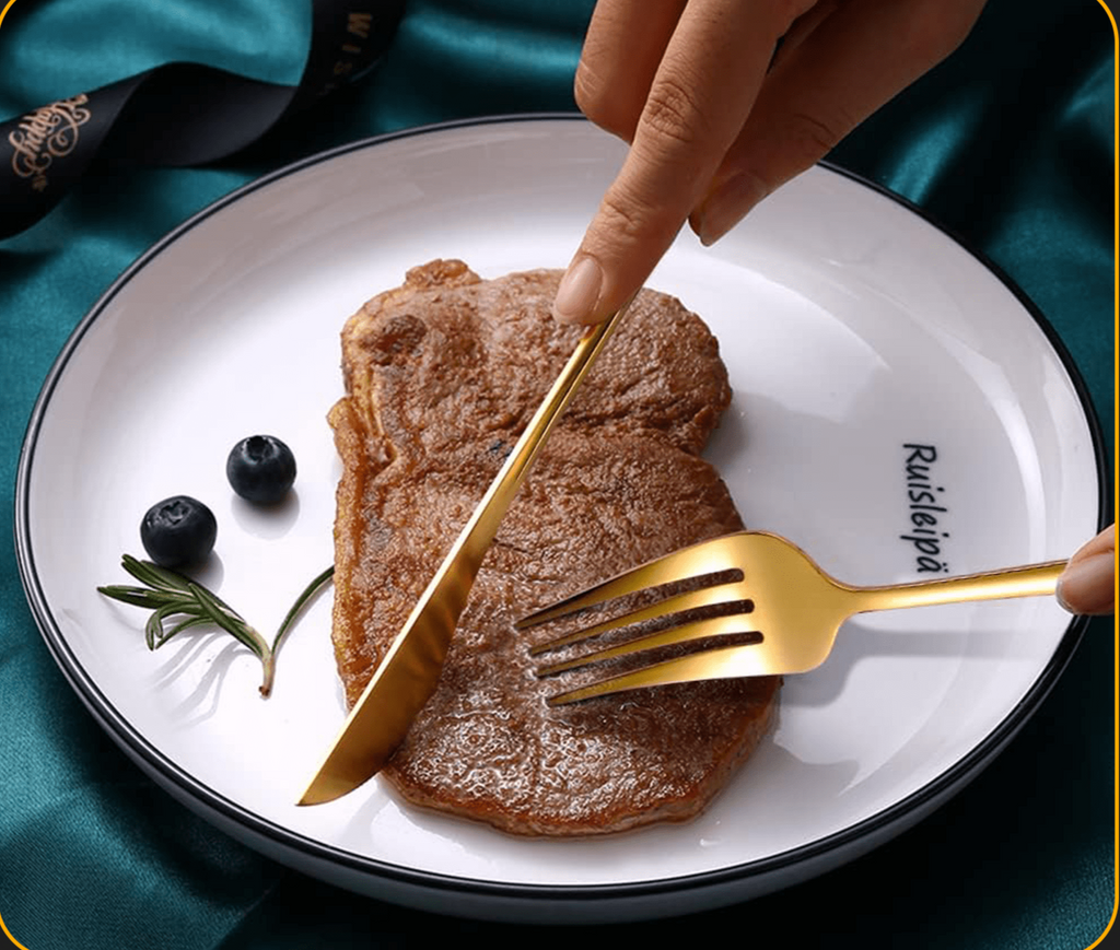 GoldenGlow - Luxury 20-Piece Cutlery Set for Elegant Dining