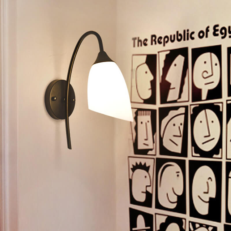 GloeiGlow – Modern Bell-Shaped Wall Light with Adjustable Arm