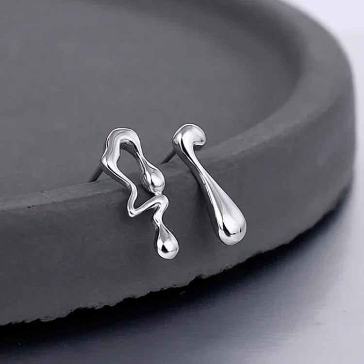 Elegant Livia Waterdrop Earrings