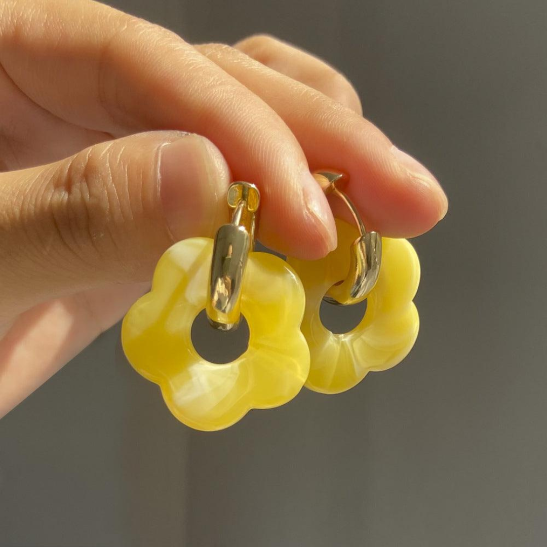 Valeria Earrings – Elegant Gold Floral Designs