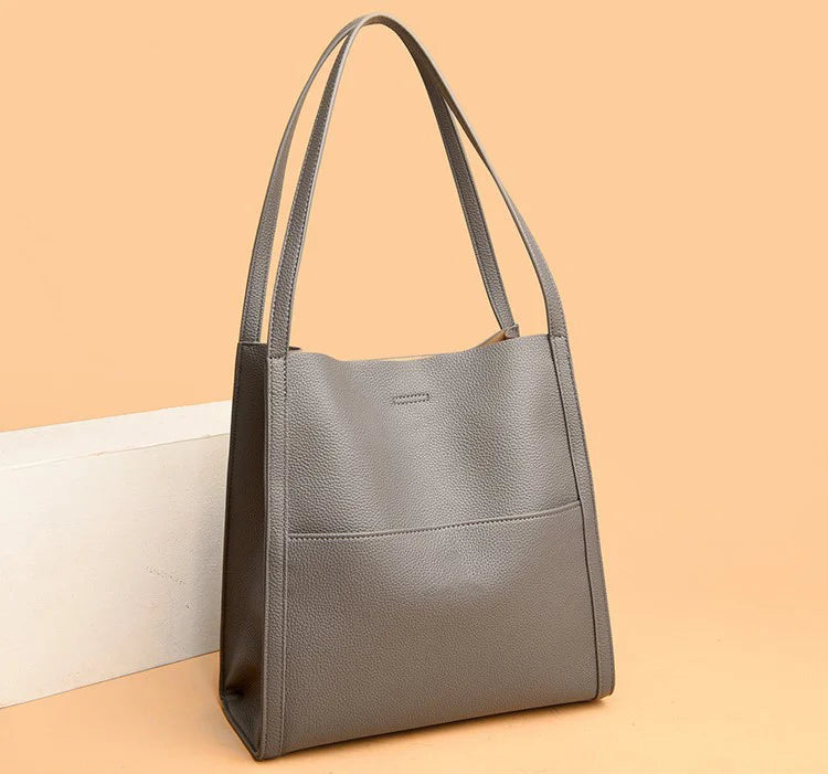 LuxeCarry - Elegant Leather Shoulder Bag for Women