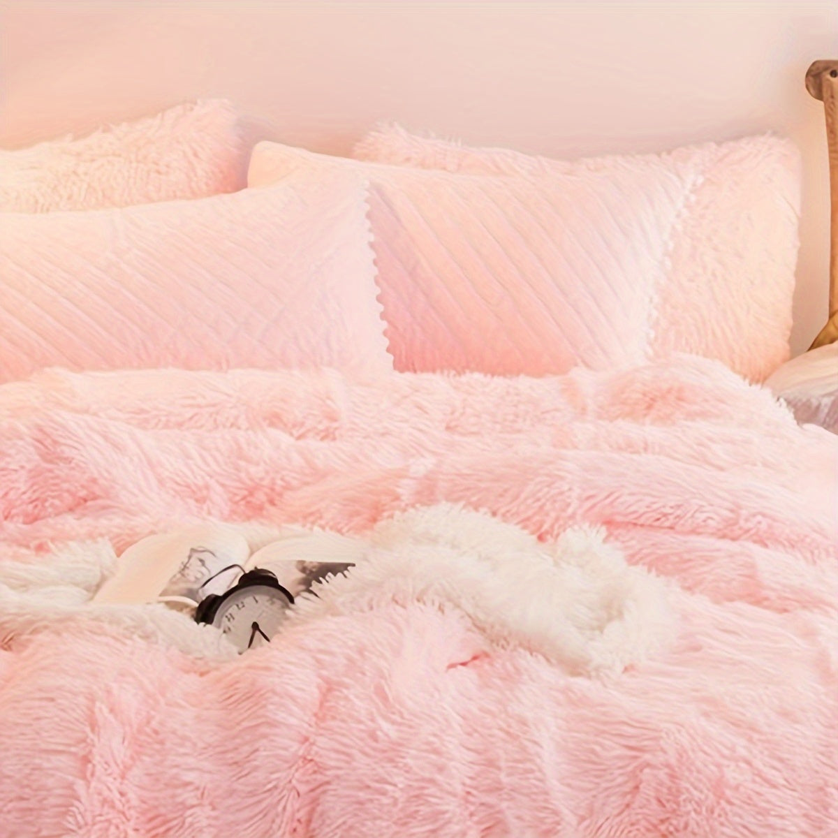 VelvetLux – Luxury Velvet Duvet Cover Set for All Seasons