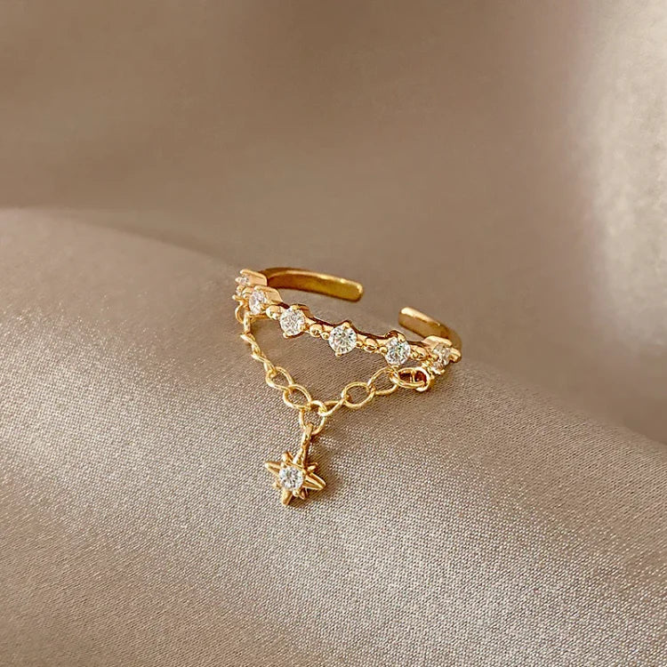 Radiant Golden Hexagram Ring - Lyra Collection