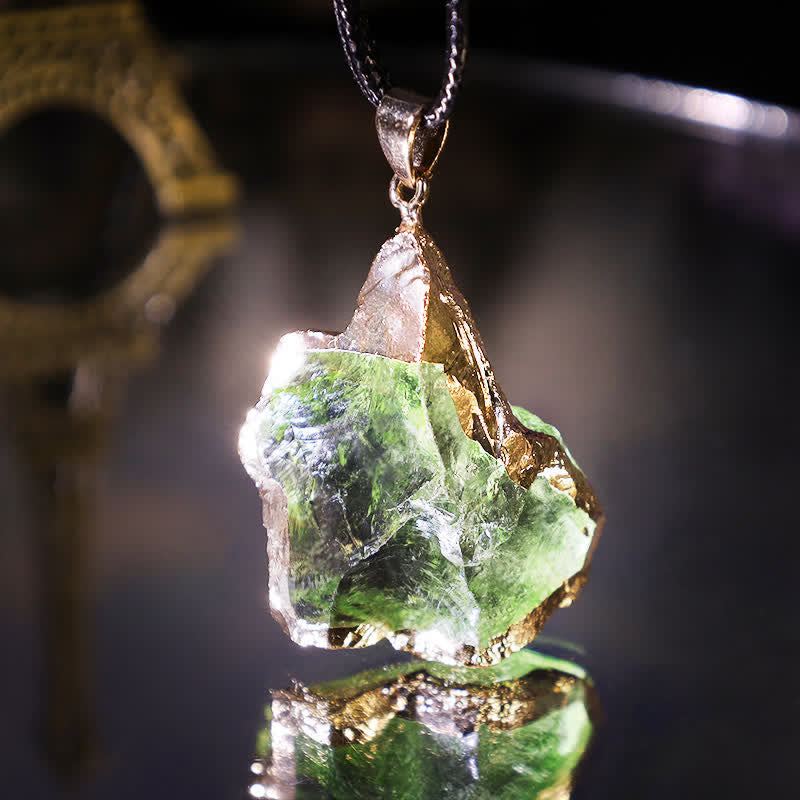 Elegant Natural Moldavite Necklace - Lyra