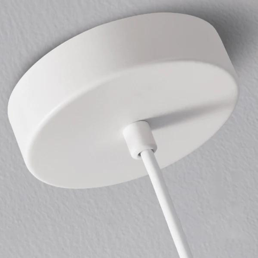 Modern Pendant Lamp with Adjustable Height – Minimalist Design