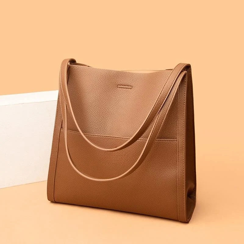 LuxeCarry - Elegant Leather Shoulder Bag for Women