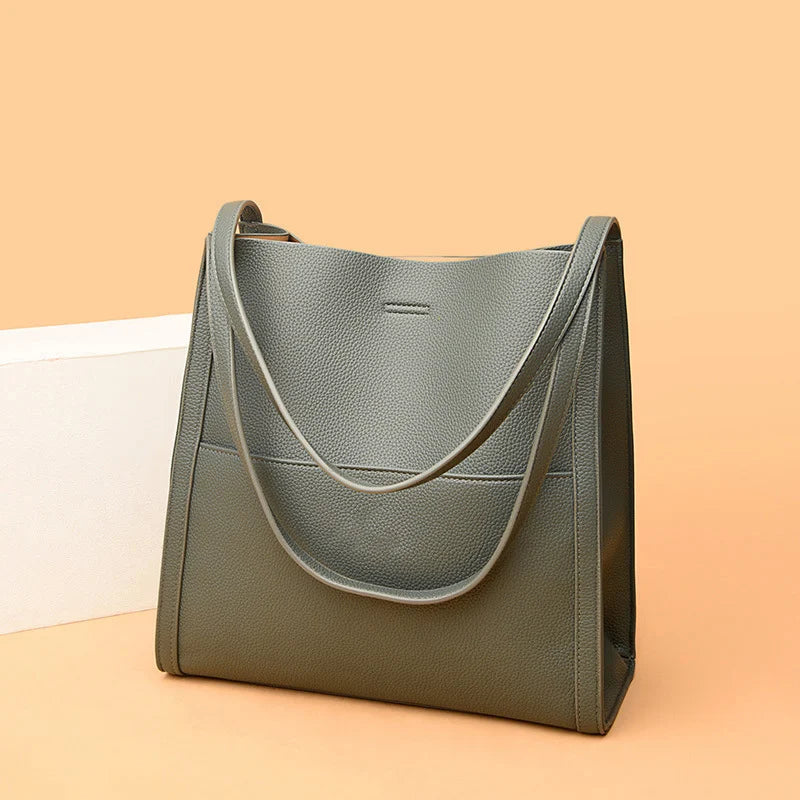 LuxeCarry - Elegant Leather Shoulder Bag for Women