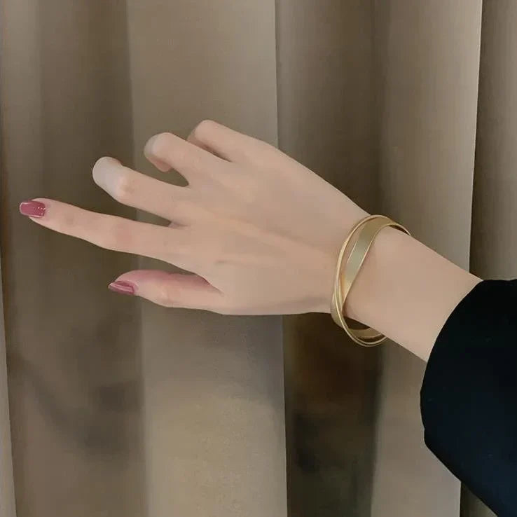Golden Infinity Bracelet - Elisa Matte Finish