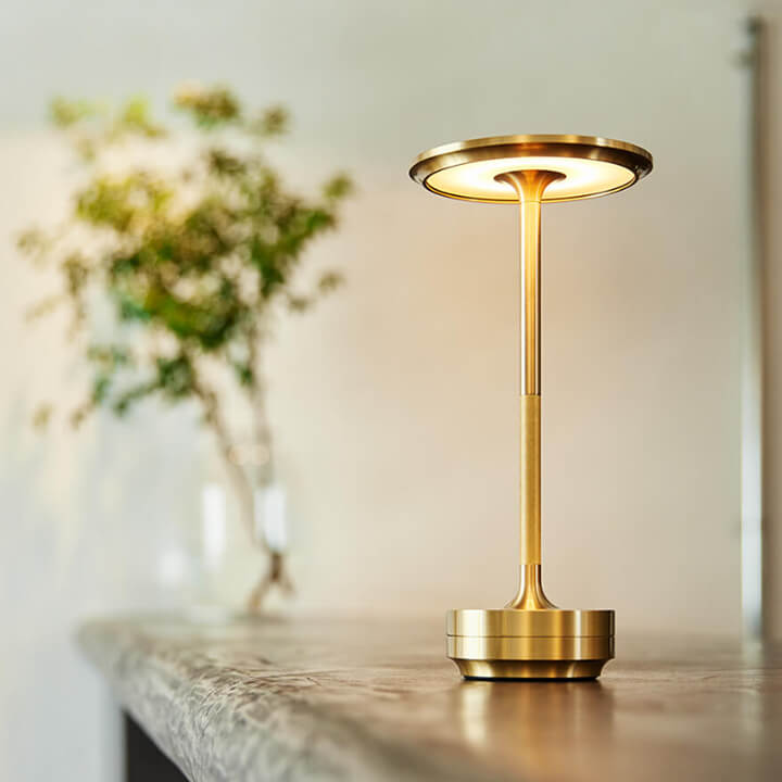 Lumiglow - Elegant Wireless Designer Lamp for Atmospheric Lighting