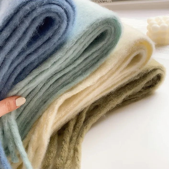 RoyalSoft Scarf – Luxury Cashmere for Winter