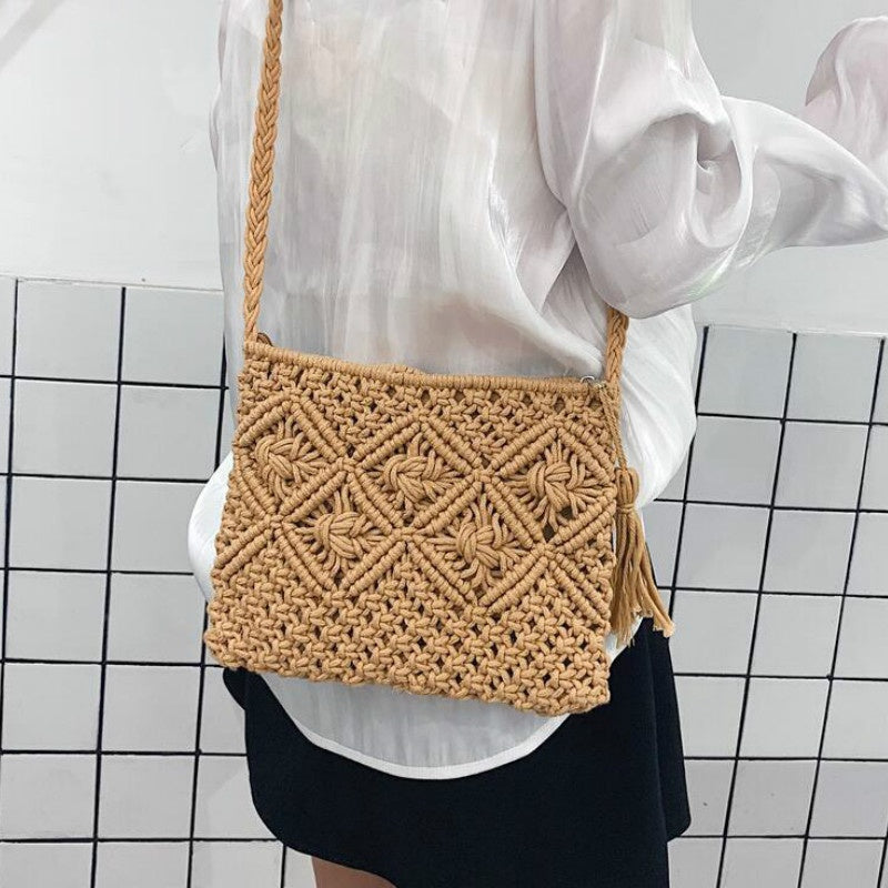 GwenBag – Elegant Woven Shoulder Bag for Summer