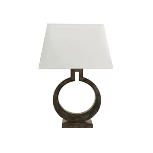 Golden VillaGlow Luxury Design Lamp for Elegant Spaces