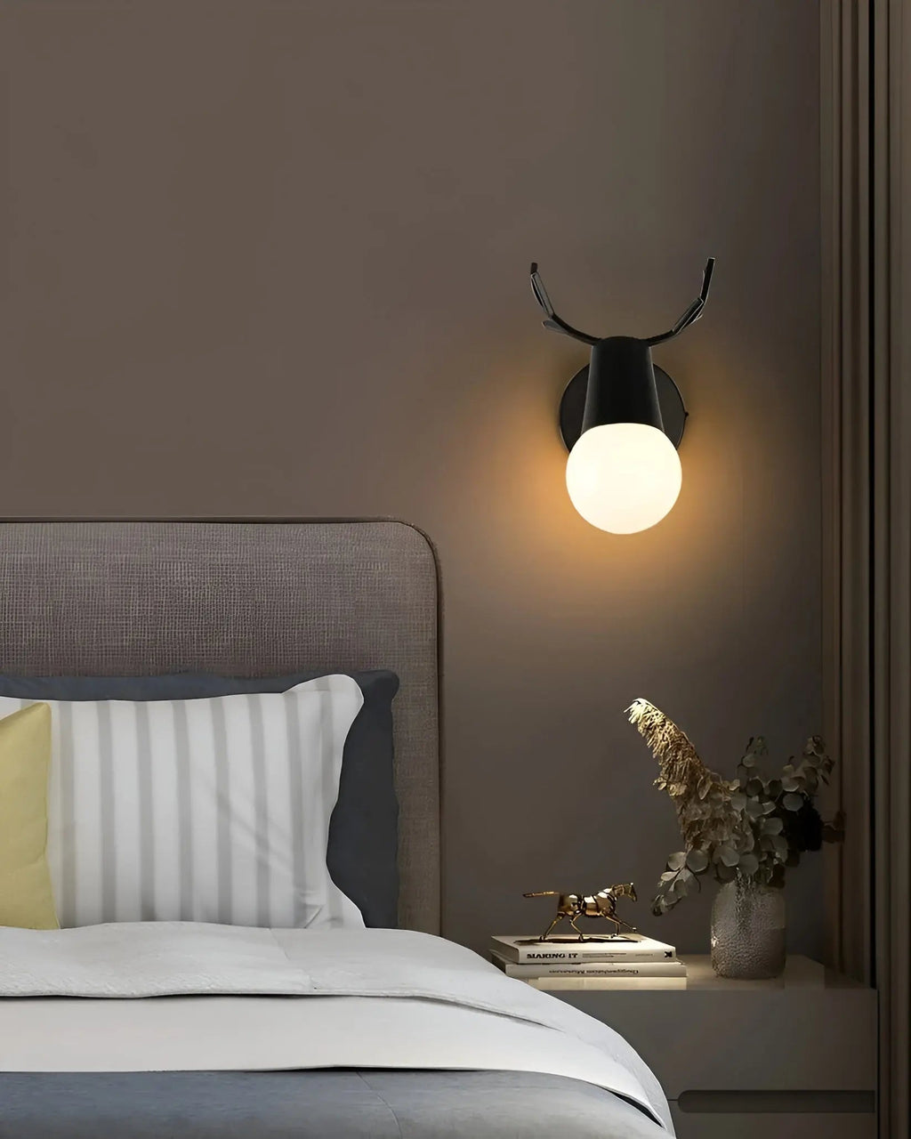 Nordic Glow Gewei LED Wandlamp – Elegant & Energiezuinig Design