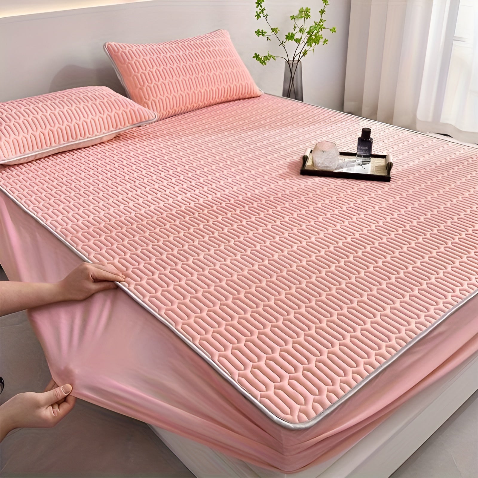 ChillDreams Set – Luxury Cooling Latex Mattress and Pillows