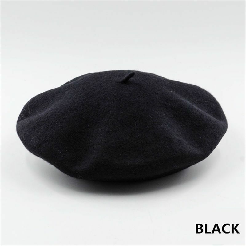 WoolCharm Beret – Luxury and Comfort for Winter