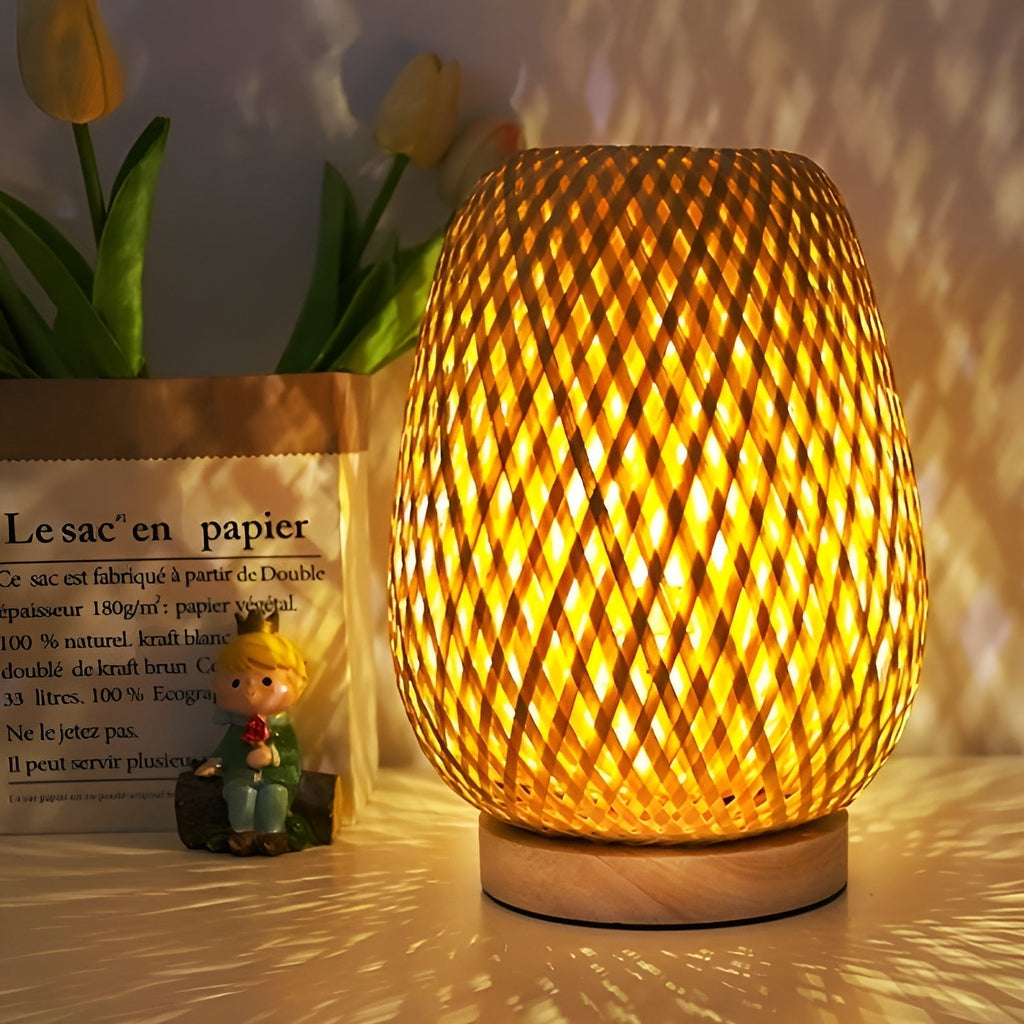Stylish Bamboo Table Lamp with USB Power – Durable and Energy-Efficient Design