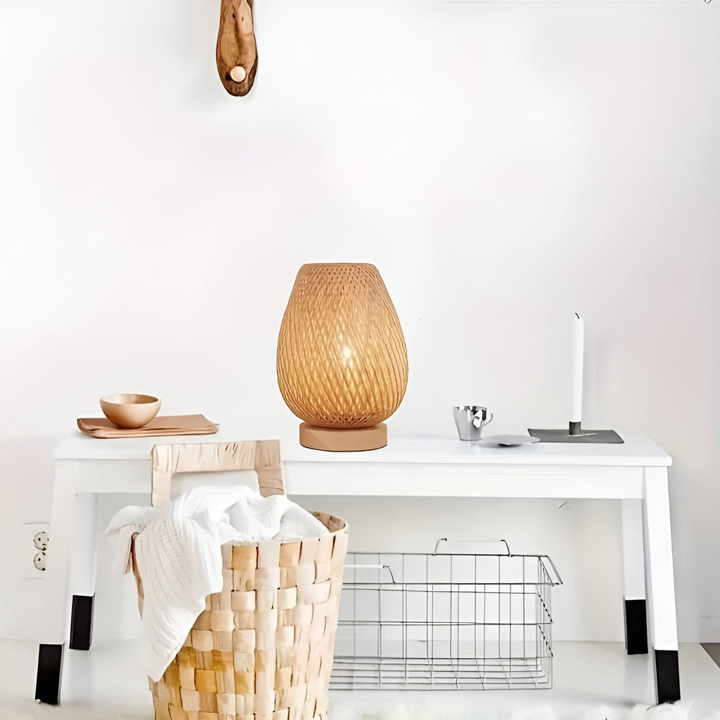 Stylish Bamboo Table Lamp with USB Power – Durable and Energy-Efficient Design