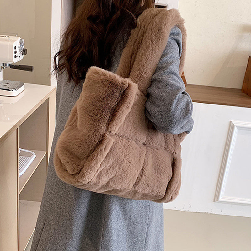 Pipa Plush Bag - Winter Comfortable Women's Bag