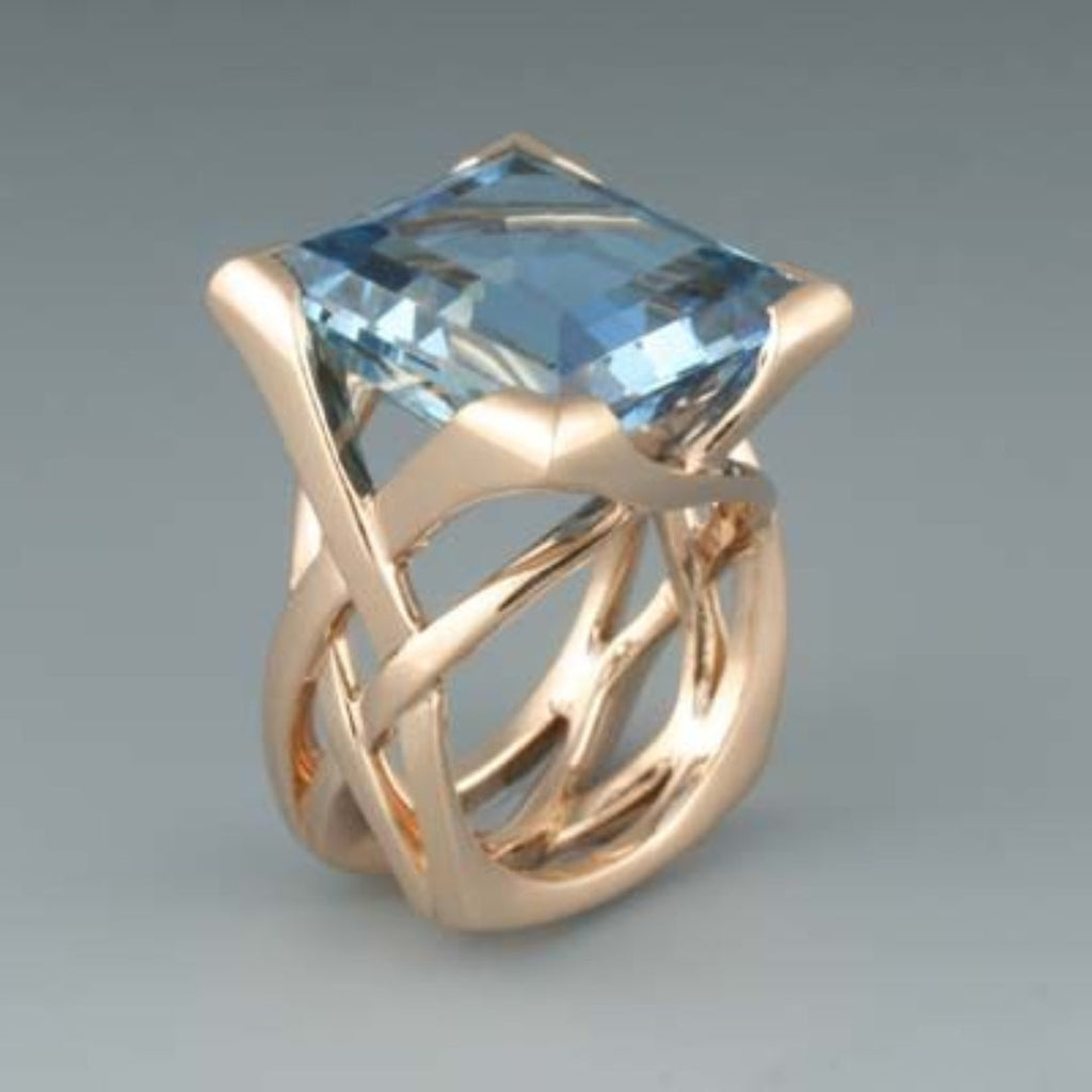 Elegant Vintage Rose Gold Ring with Radiant Blue Zirconia - Rosalie