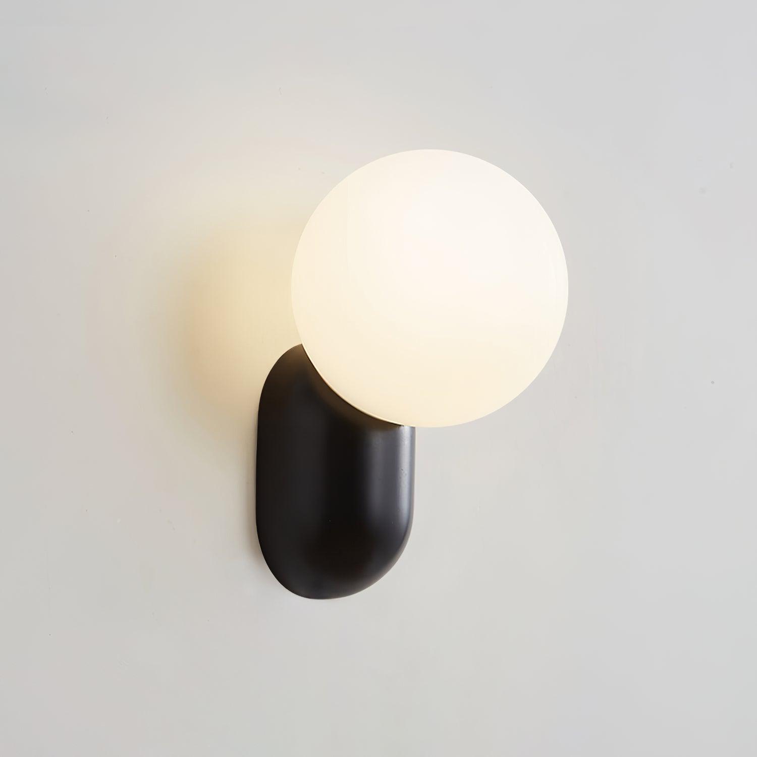 ChicGlow Resin Wall Lamp – Elegance and Energy Efficiency in One