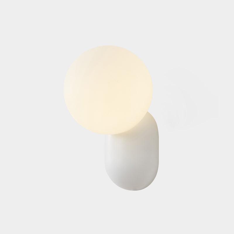ChicGlow Resin Wall Lamp – Elegance and Energy Efficiency in One