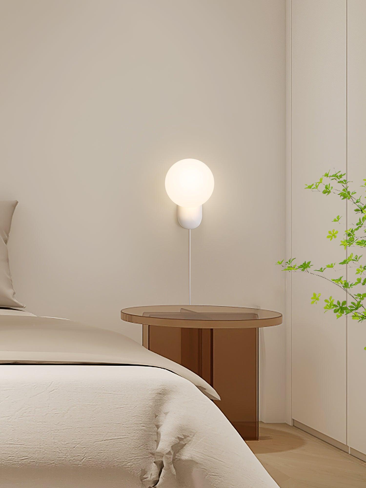 ChicGlow Resin Wall Lamp – Elegance and Energy Efficiency in One