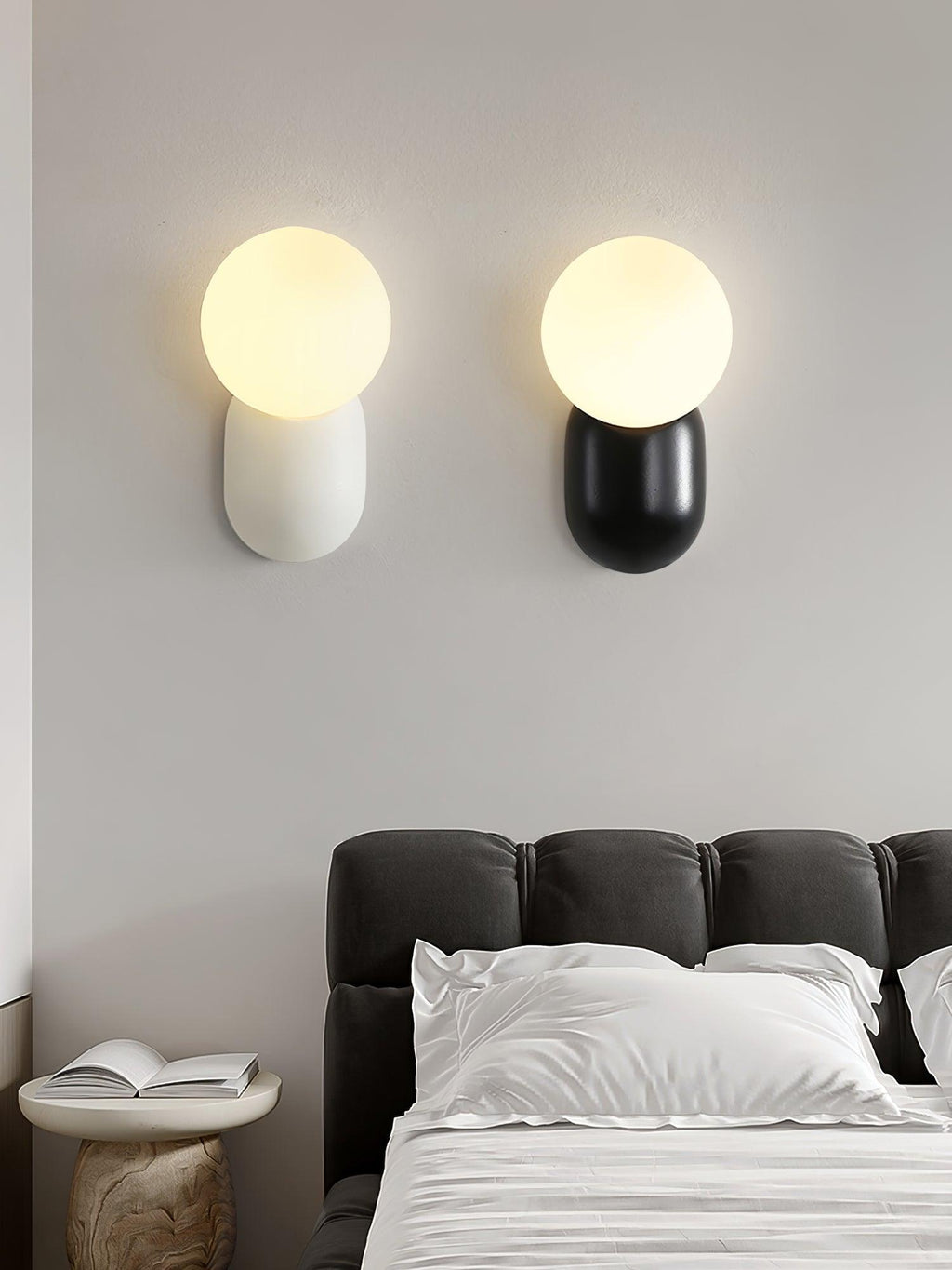 ChicGlow Resin Wall Lamp – Elegance and Energy Efficiency in One