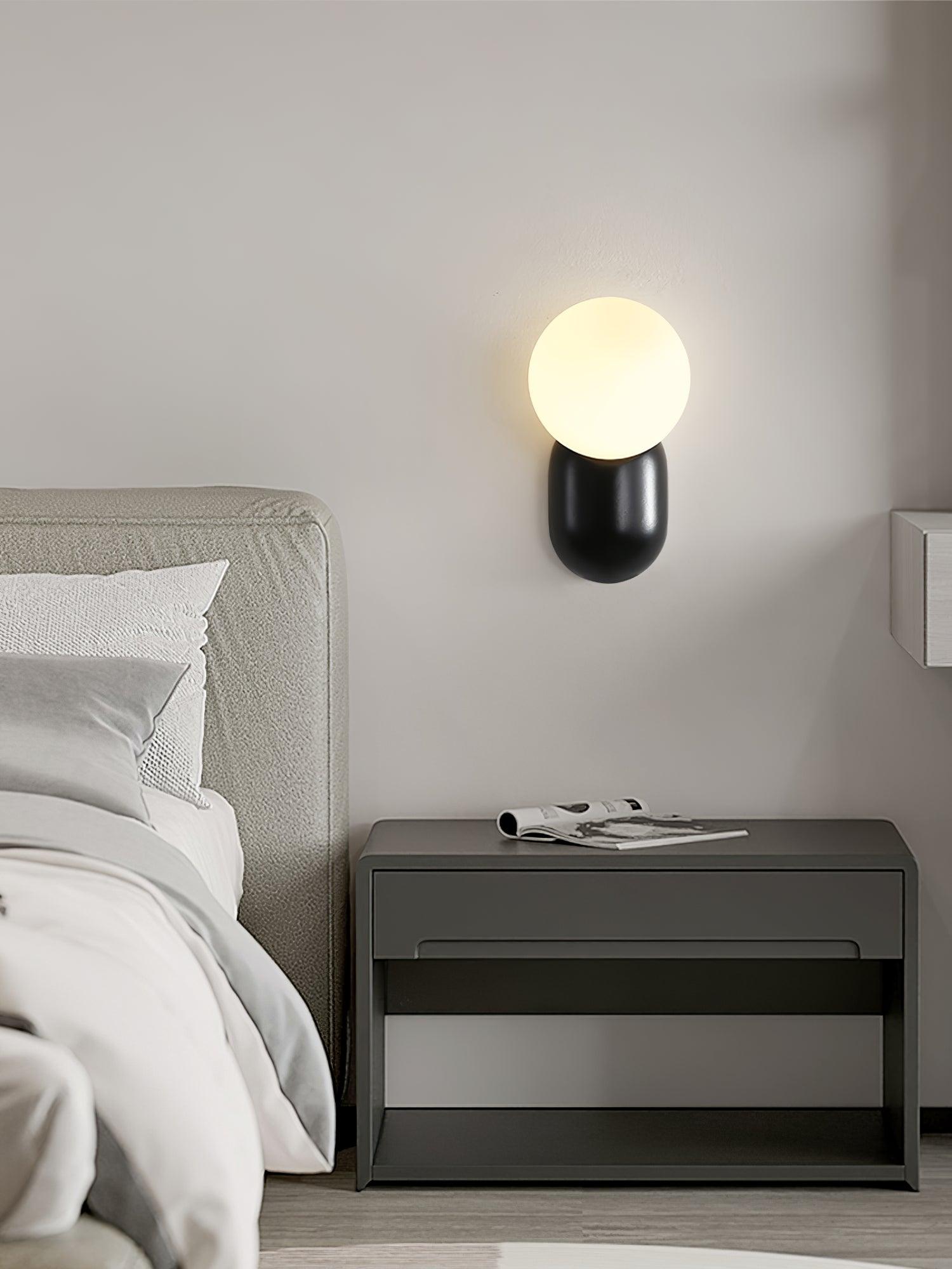 ChicGlow Resin Wall Lamp – Elegance and Energy Efficiency in One