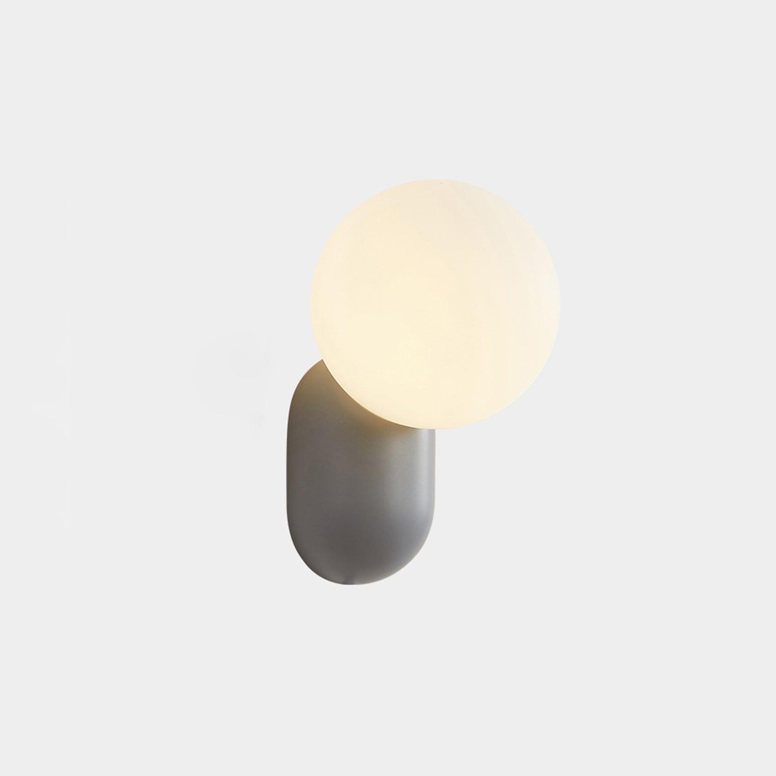 ChicGlow Resin Wall Lamp – Elegance and Energy Efficiency in One