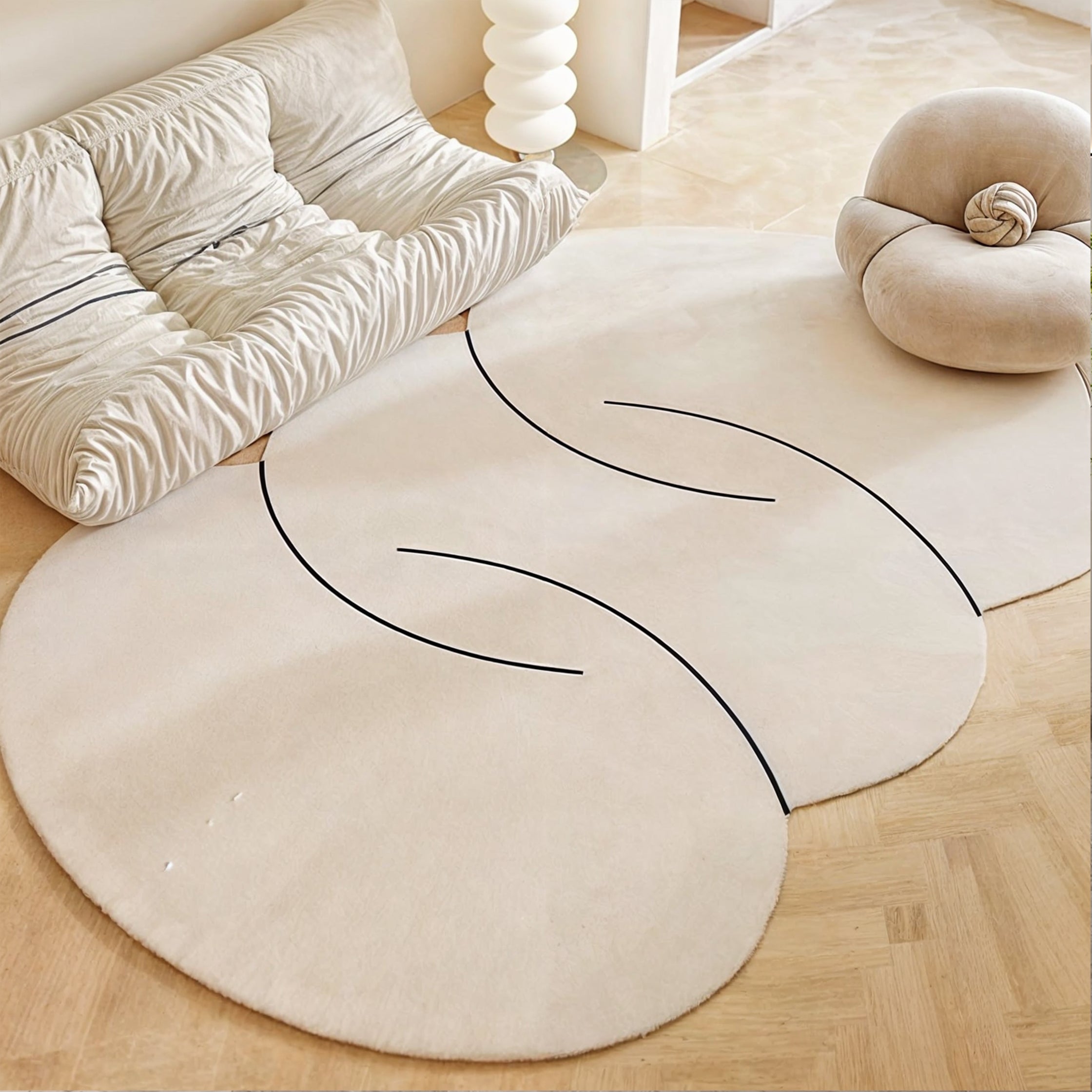 Woolly Waves – Minimalist Round Wool Rug with Unique Shape