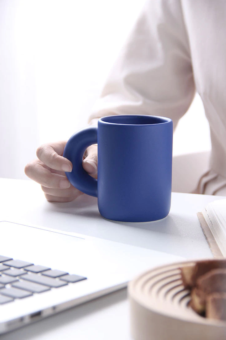 Athenea Cup – Luxury Porcelain Cup with Geometric Design