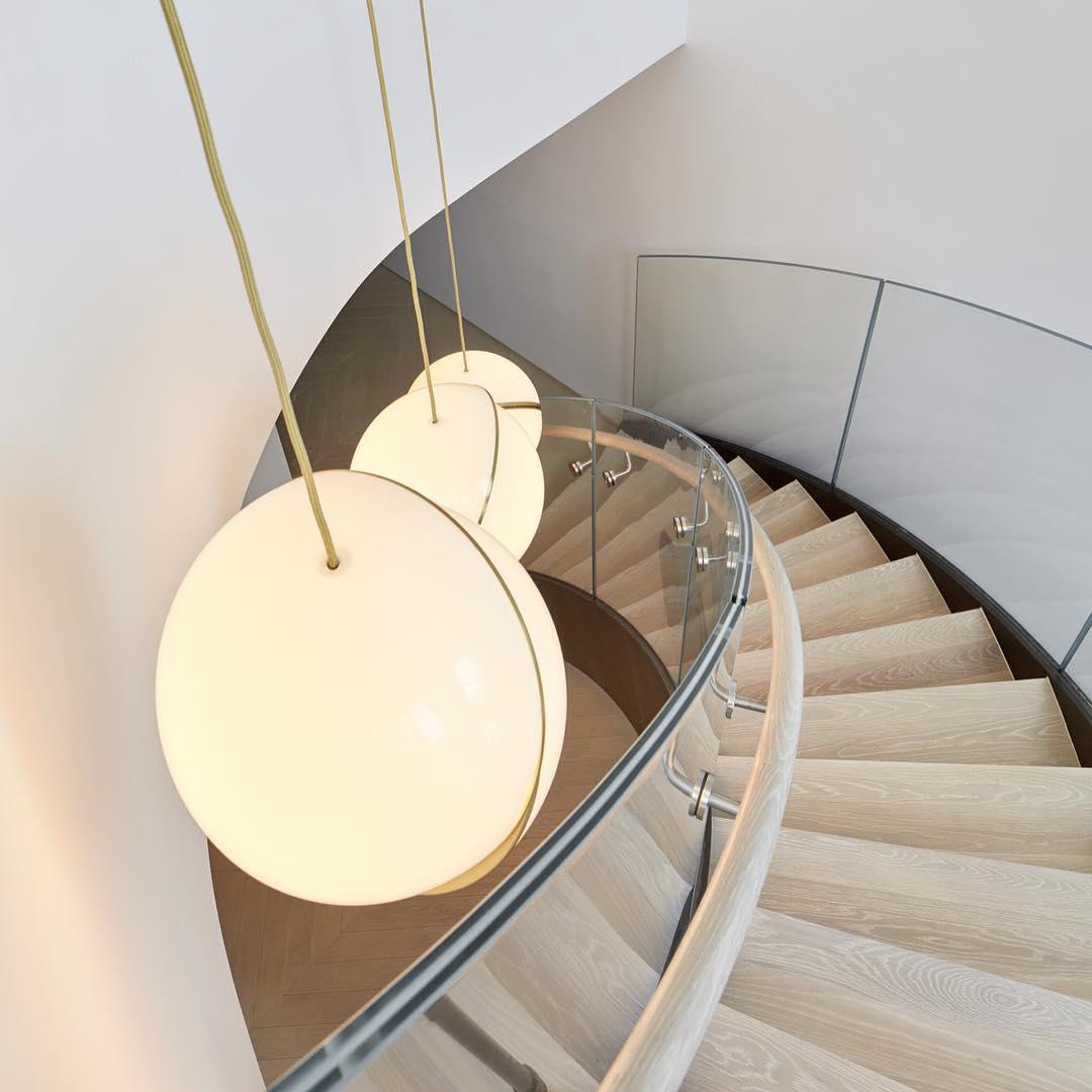 CielCourbe Lamp - Luxury Moonlight Pendant Lamp made of Acrylic and Brass