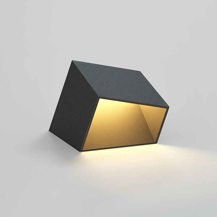 Cube Solar - Stylish Solar Lamp for Garden Lighting