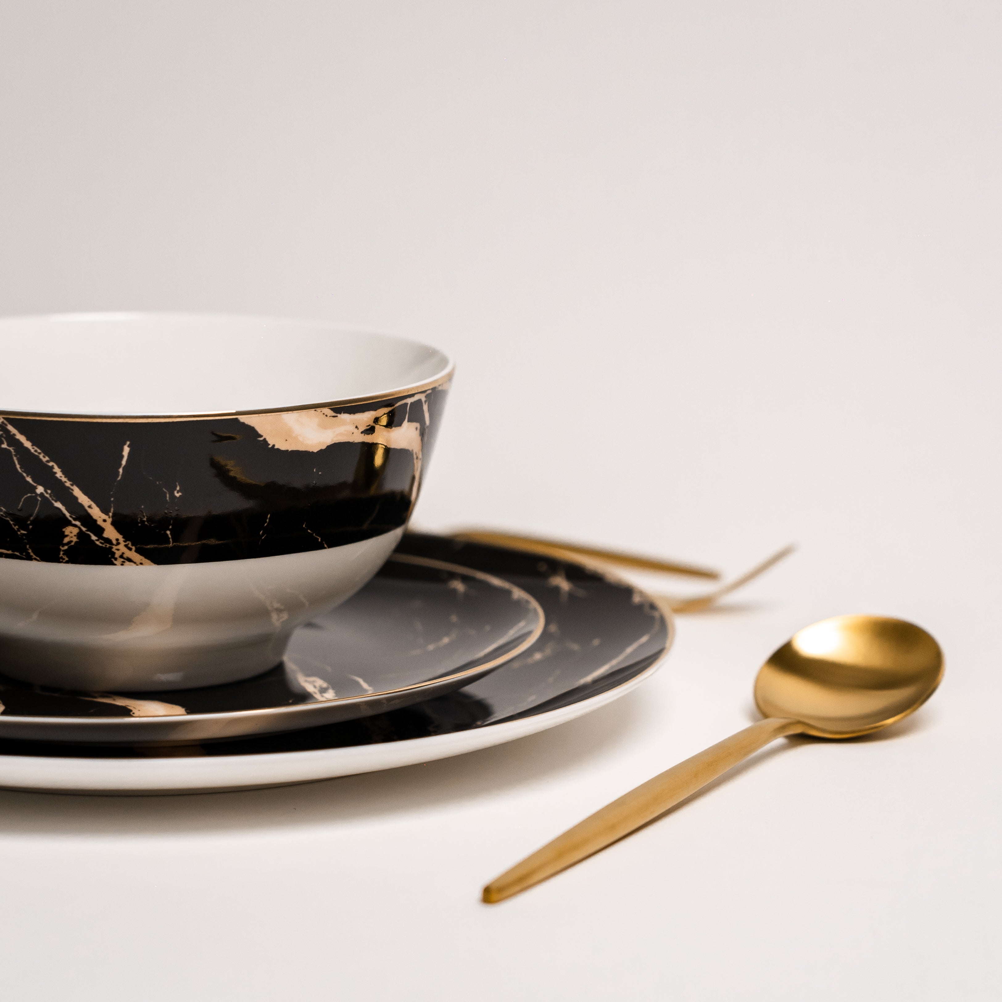 Libra Luxe - Black Marble Dinner Set