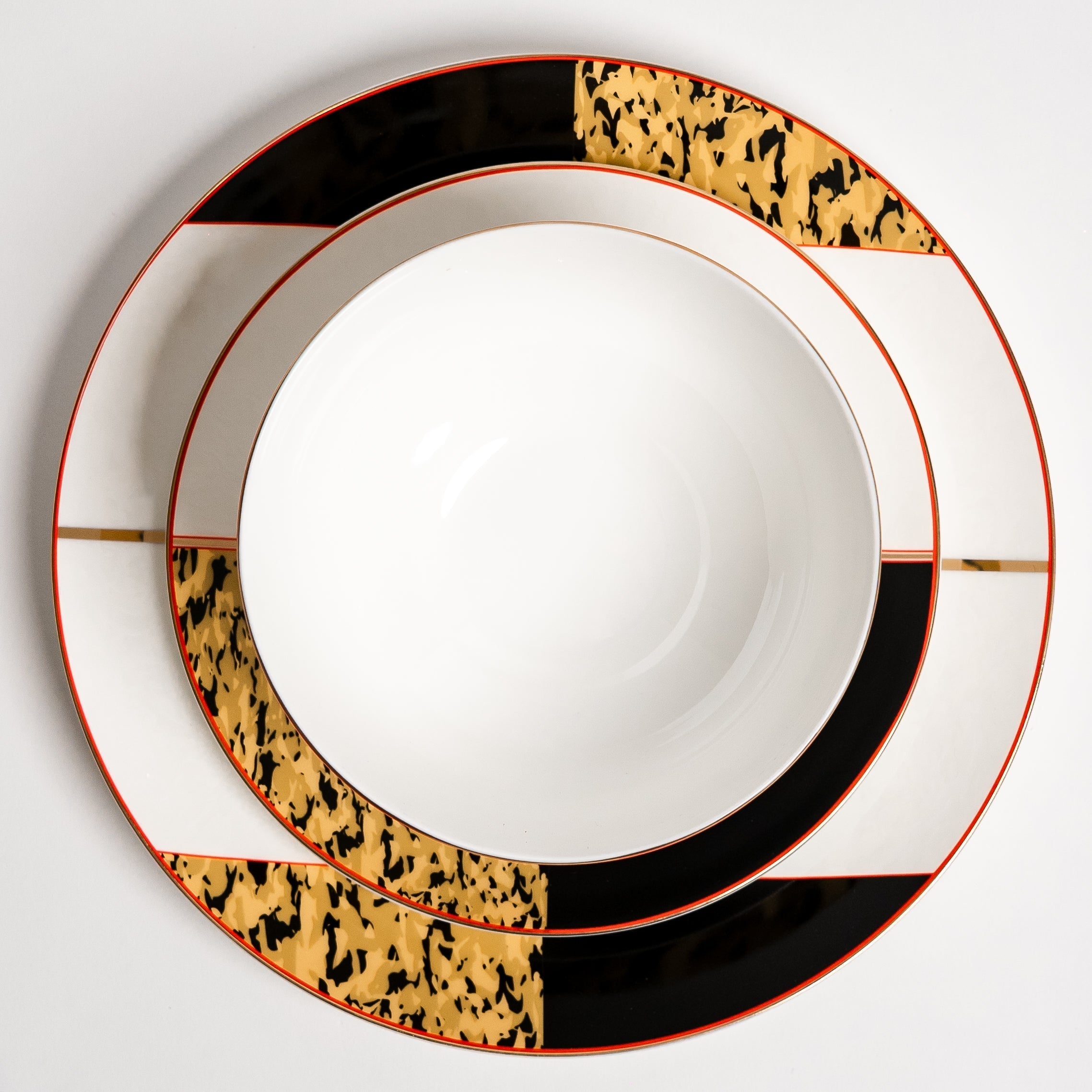 Tigress Set – Luxury Gold and Black Dinnerware Set