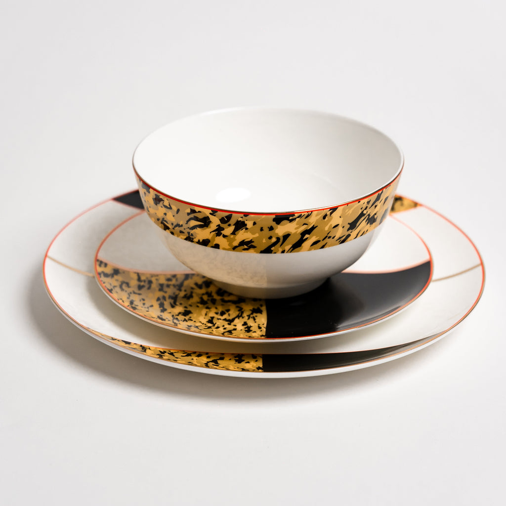 Tigress Set – Luxury Gold and Black Dinnerware Set