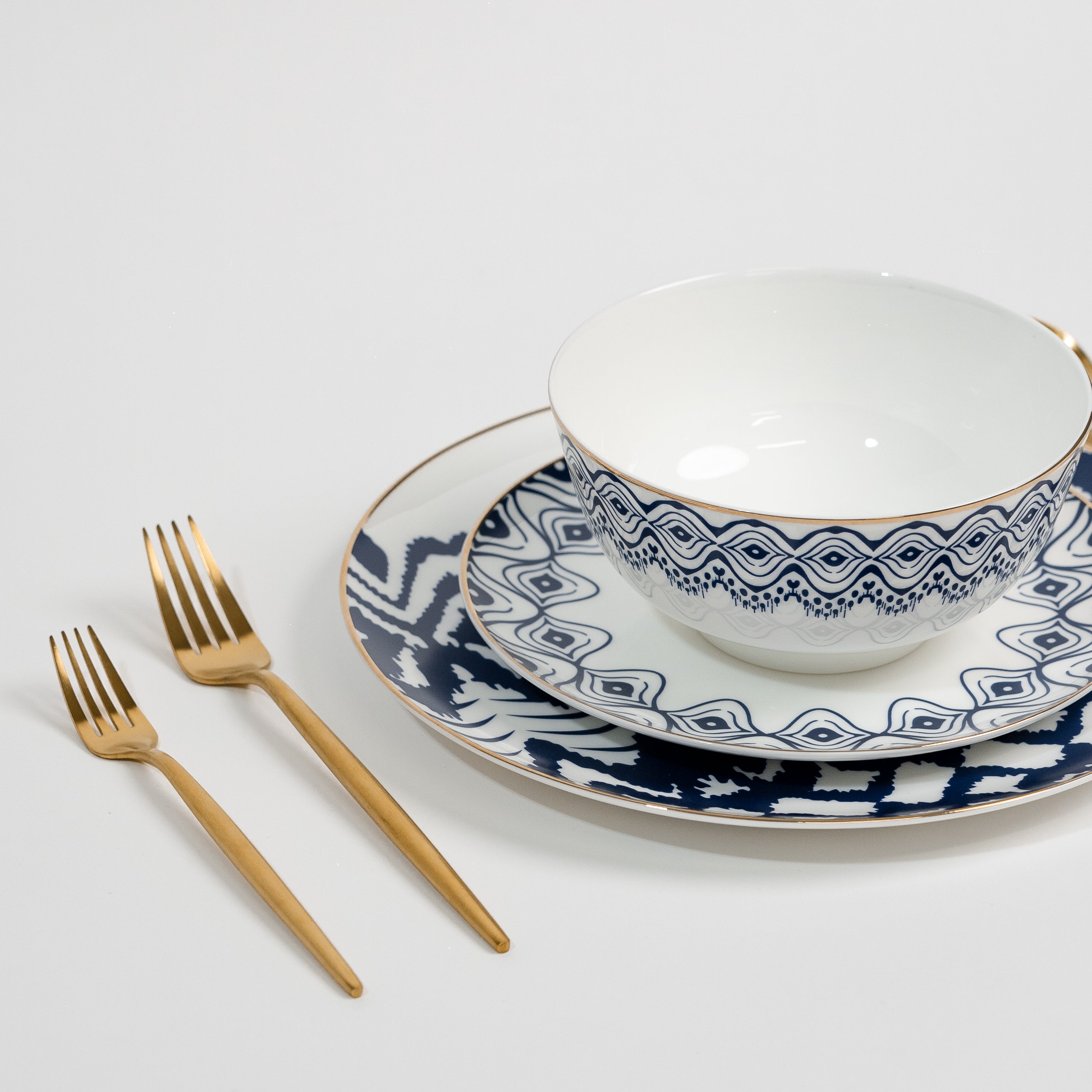 Parker Blue - Luxury Blue Dinnerware Set by Luminoir