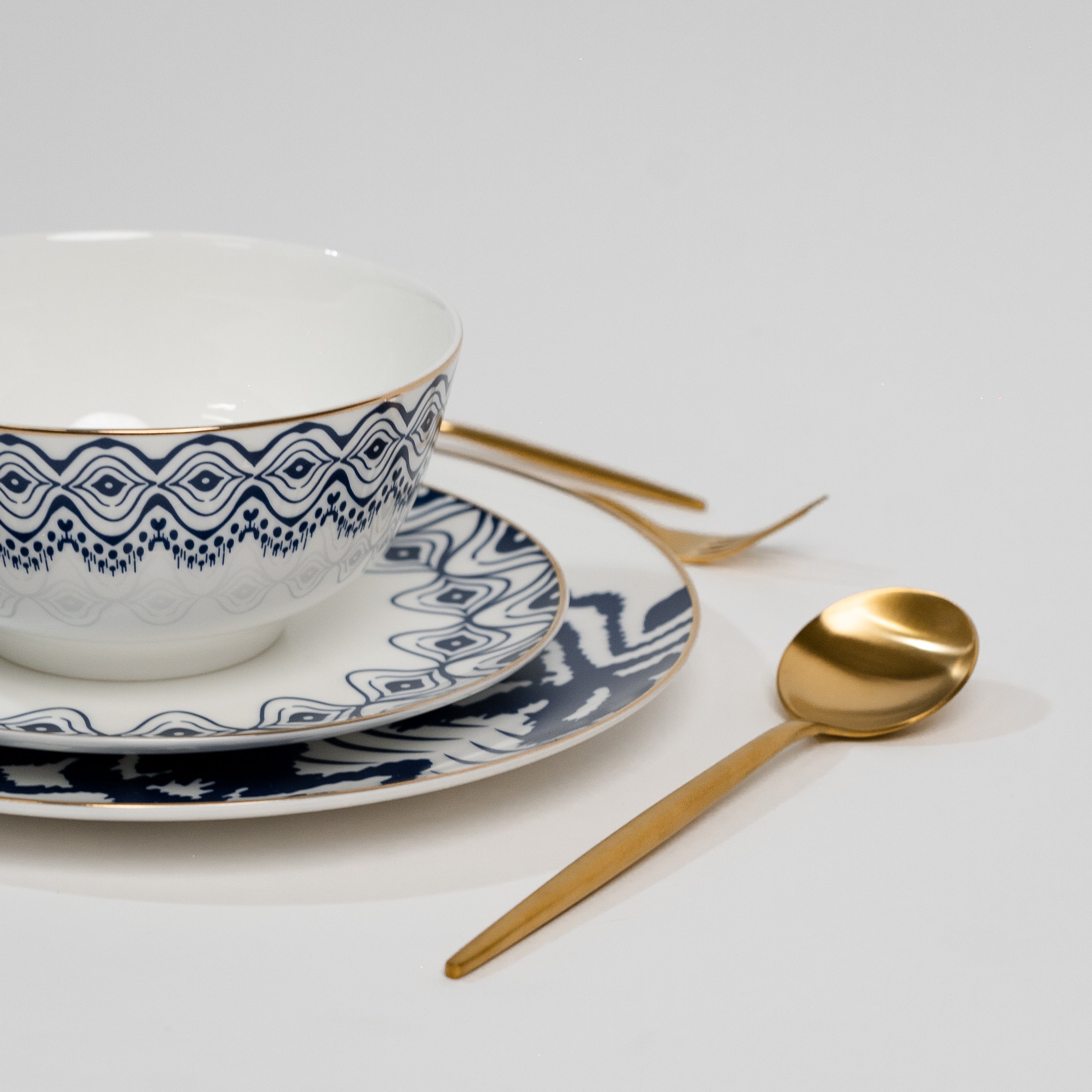 Parker Blue - Luxury Blue Dinnerware Set by Luminoir