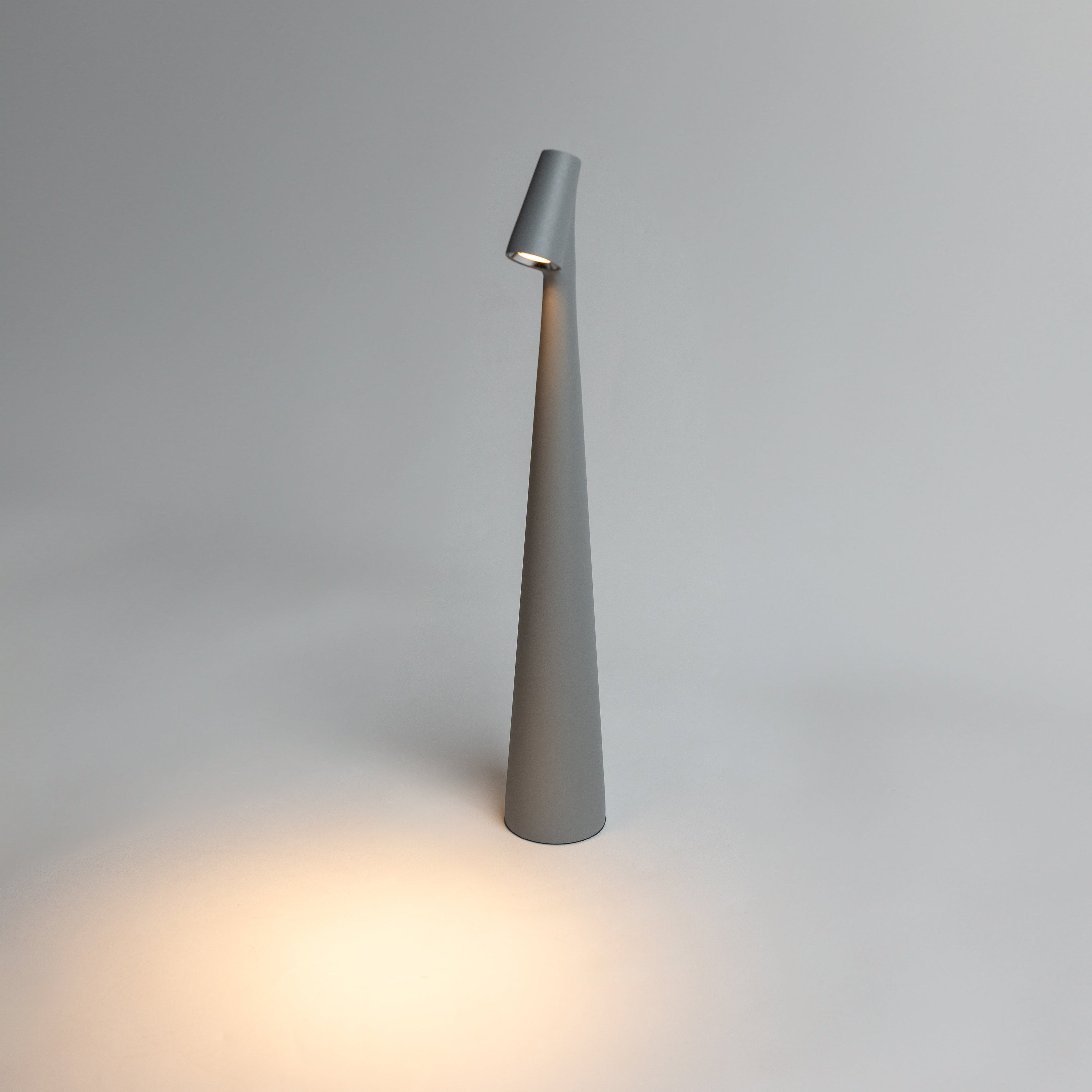 LumiSlim – Rechargeable LED Table Lamp with Style