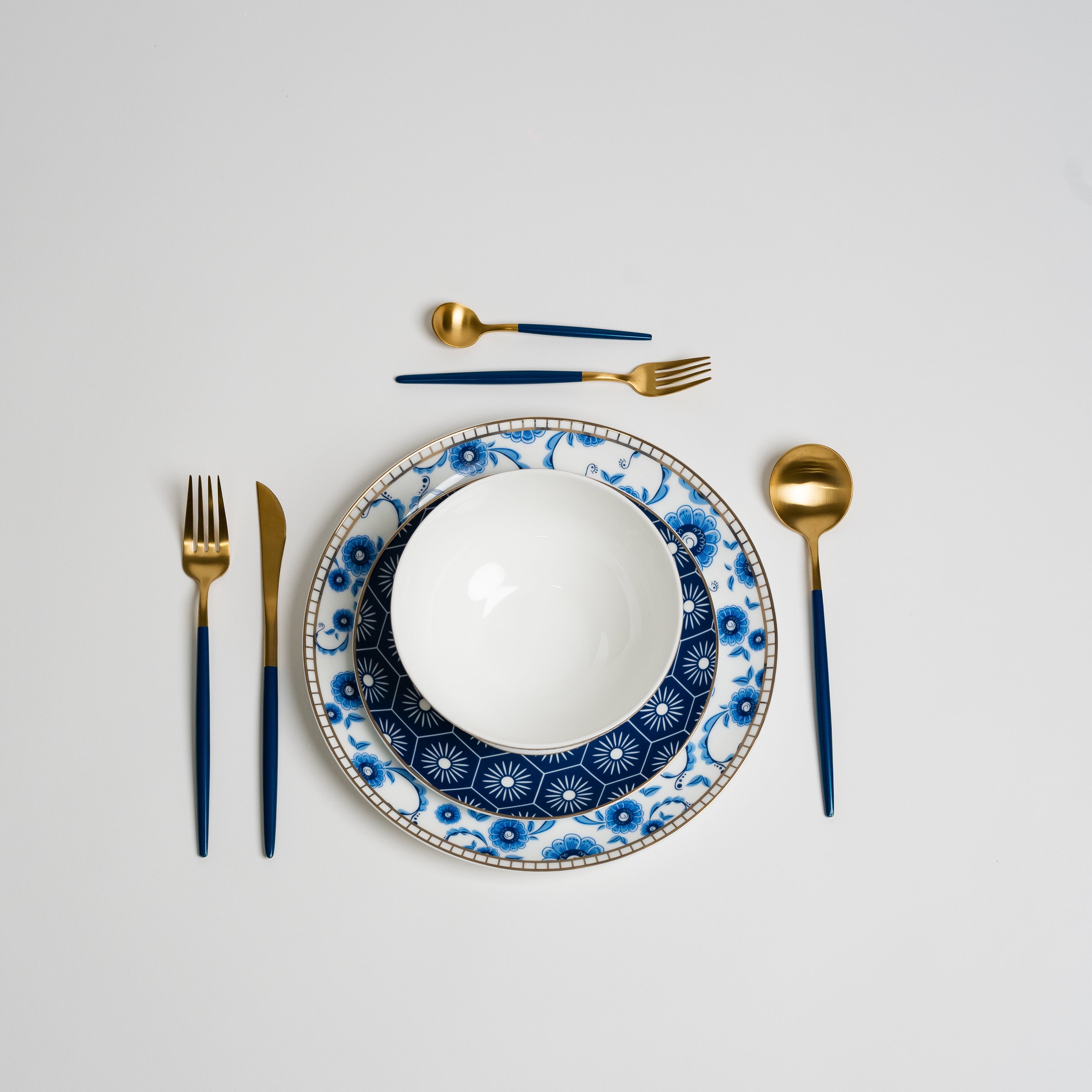 Gem Blue White - Luxury Dinnerware Set