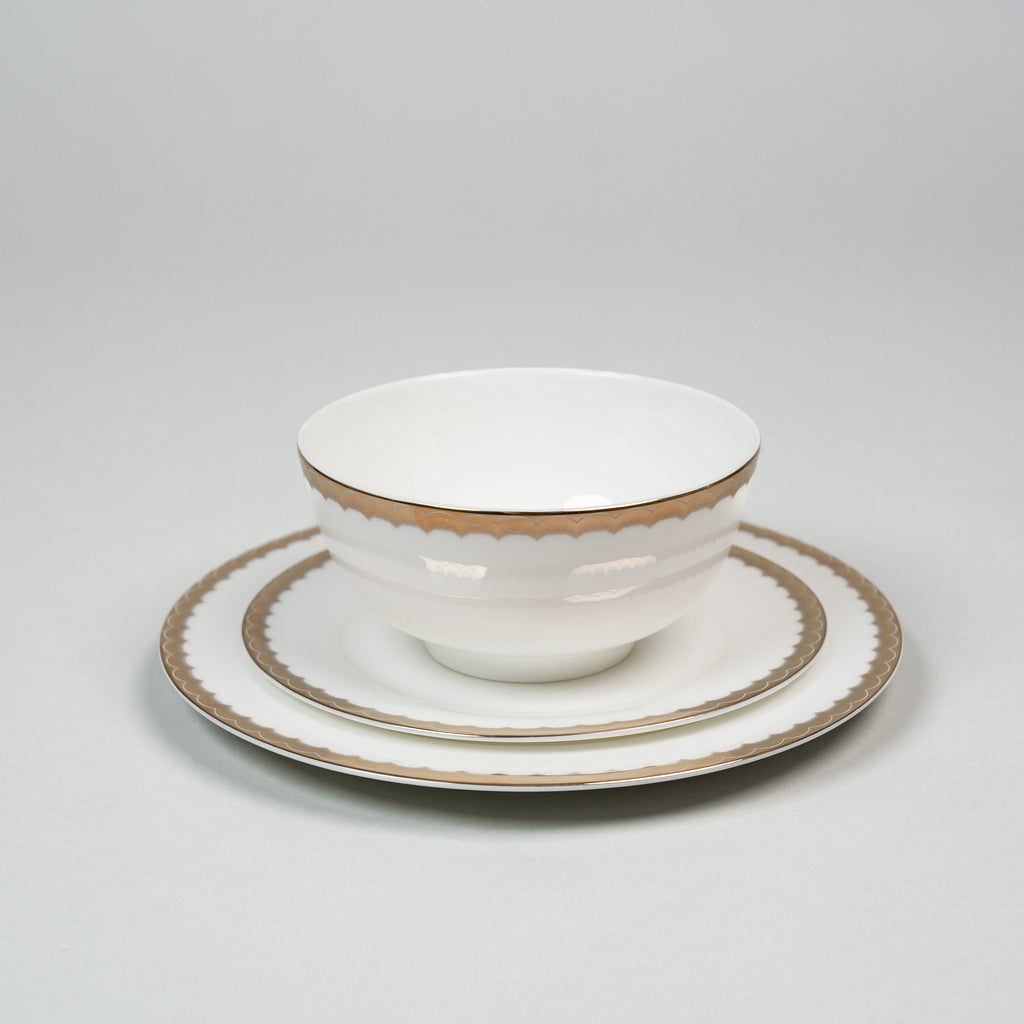 Ripple Luxe – Dinnerware Set with Gold Rim
