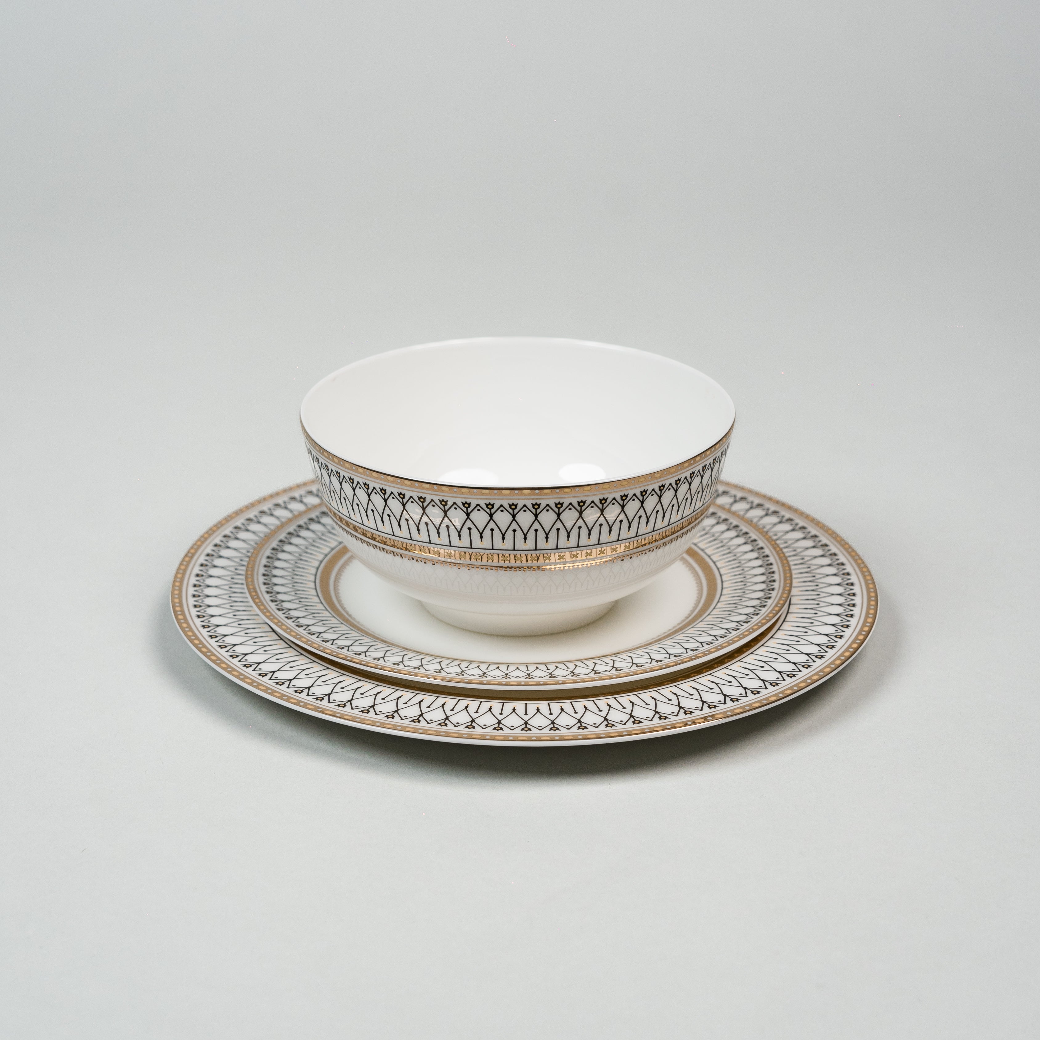 Urban Retreat - Luxury Dinnerware Set for Dining Table