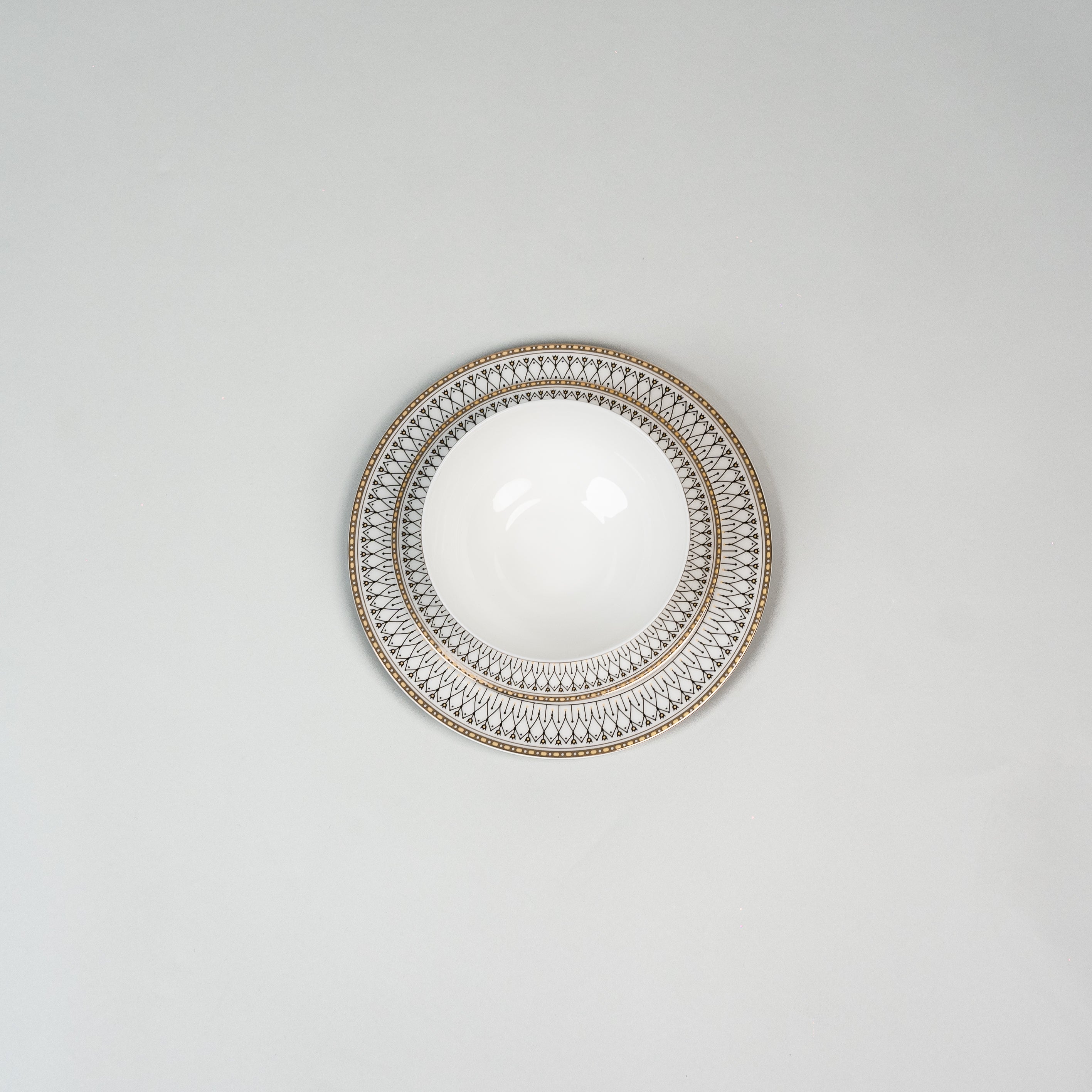 Urban Retreat - Luxury Dinnerware Set for Dining Table