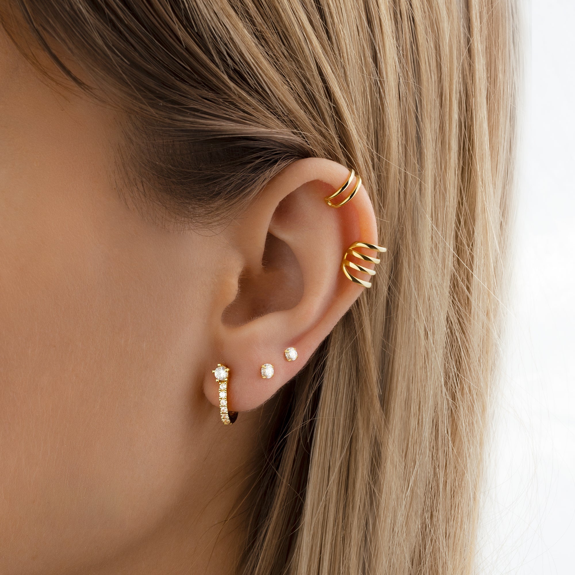 Livia Radiant Earrings: Illuminate Your Look with Elegance
