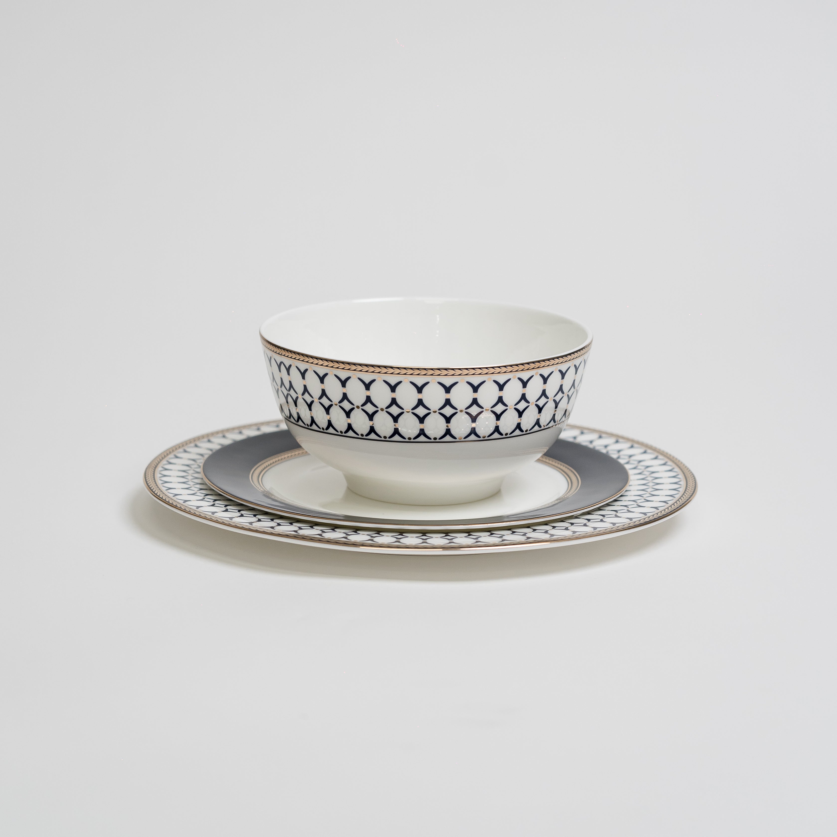 VertexSet – Luxury Blue Dinnerware Set for Dining Table