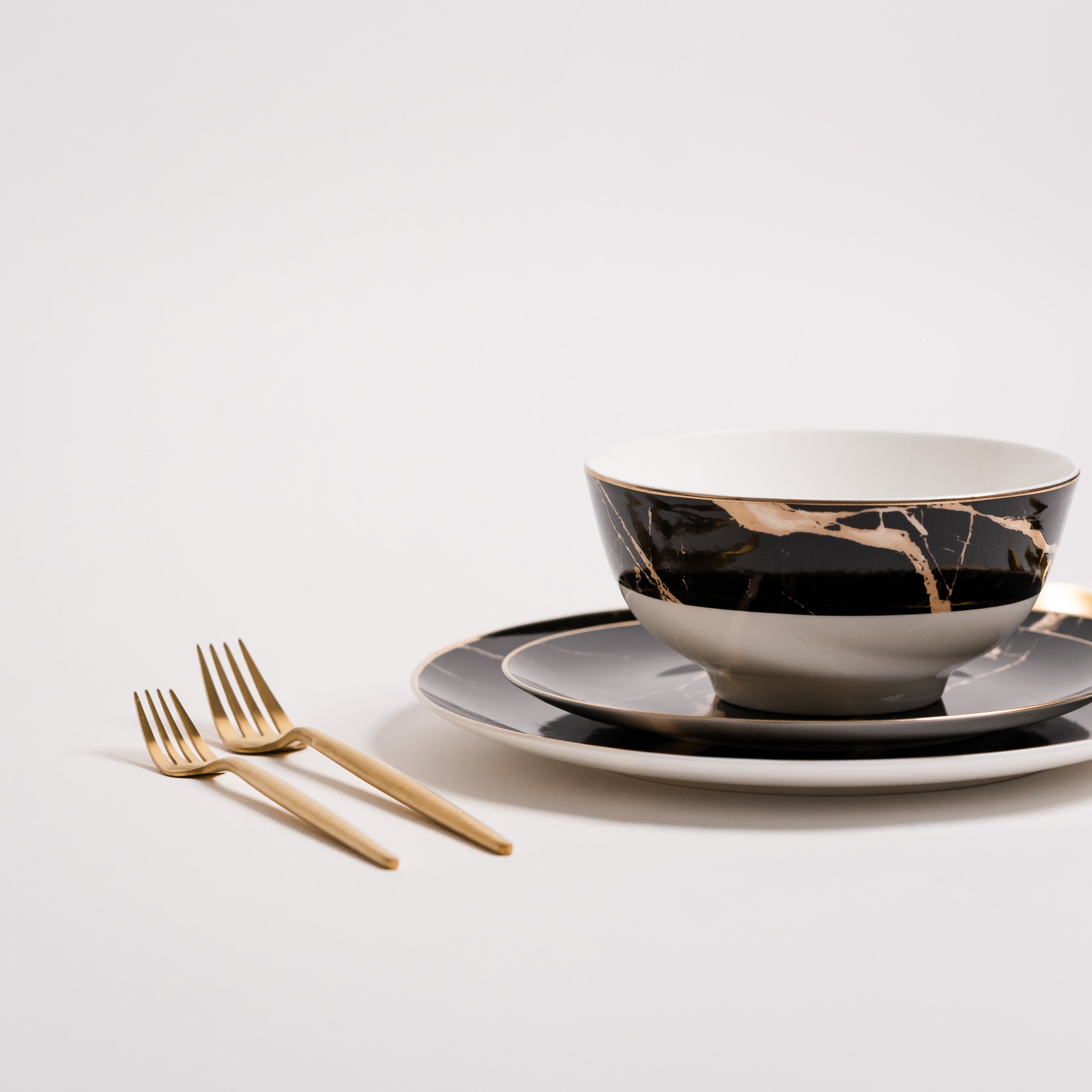 Libra Luxe - Black Marble Dinner Set