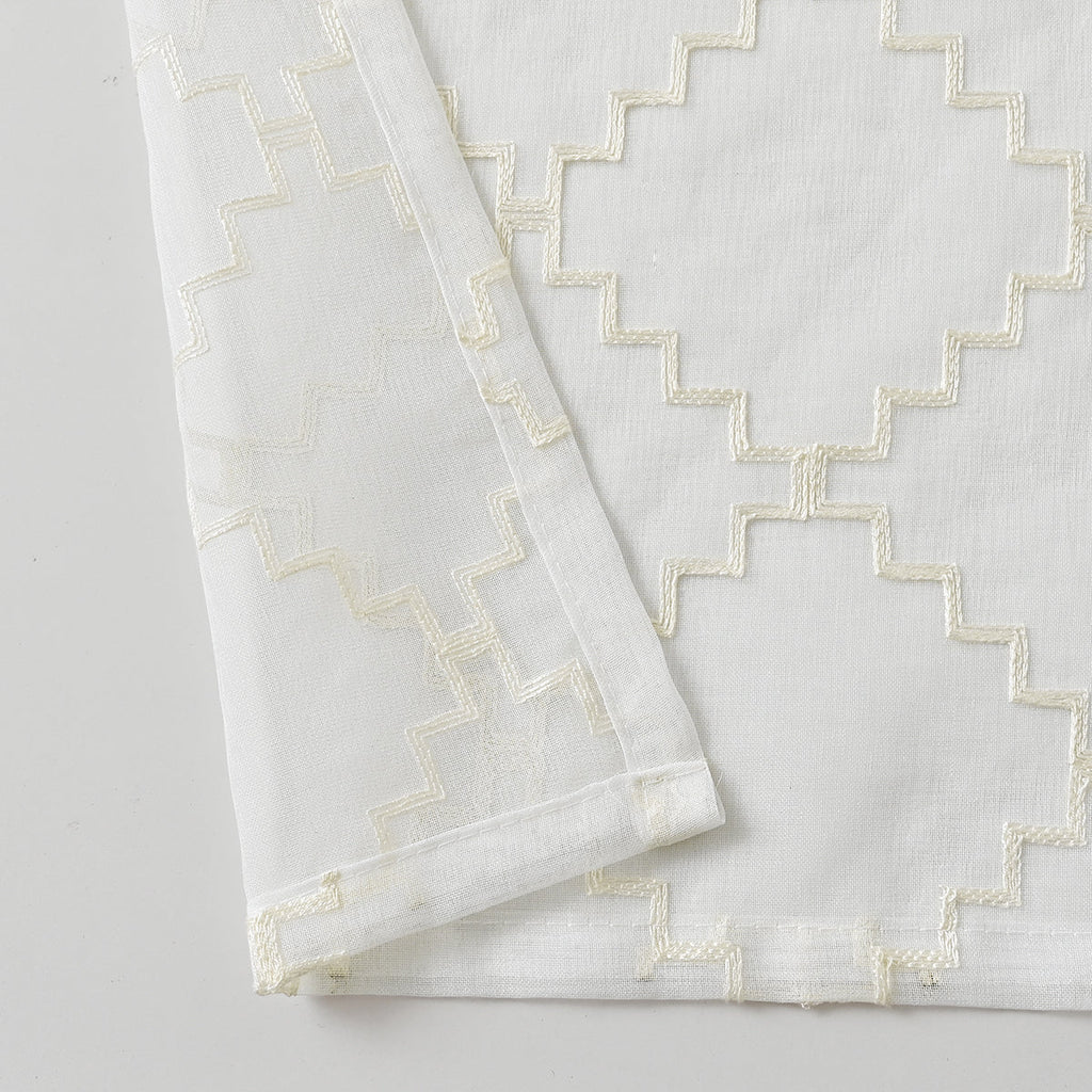 NatureGlow Curtains - Luxe Verduisterende Gordijnen voor Serene Interieurs