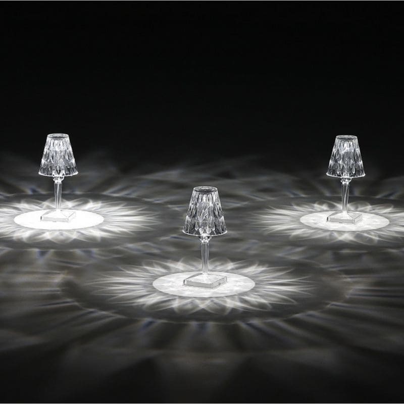 LuxeGlow - Elegant Crystal Table Lamp for Living Room